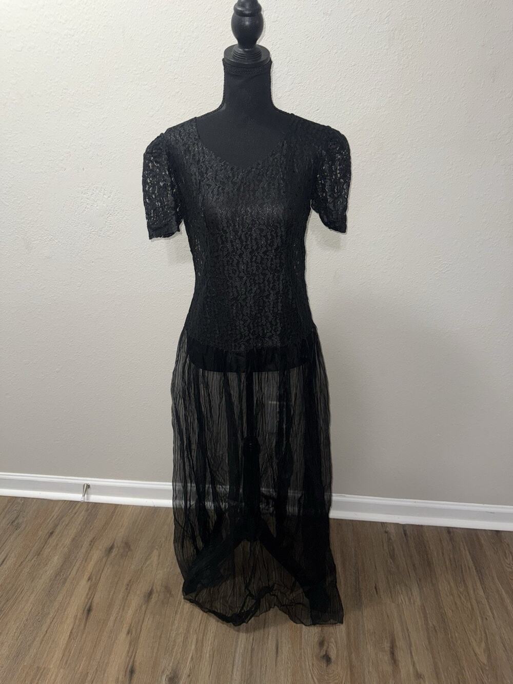 VTG Black Floral Lace Maxi Gown Sheer Tulle Skirt Gothic Whimsical XS S 56" L